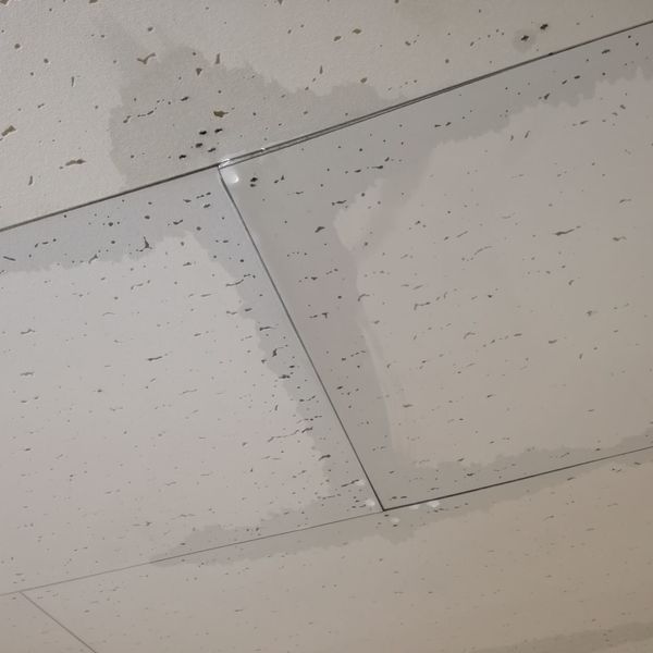 雨漏りでお困りでしたら北九州の信秀工業へ防水工事をご依頼ください